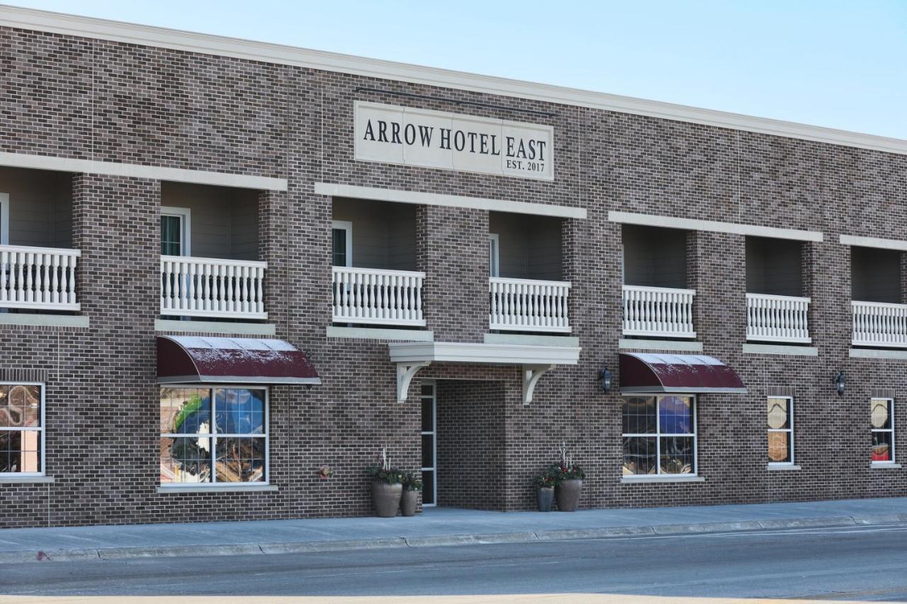 Arrow Hotel Broken Bow エクステリア 写真
